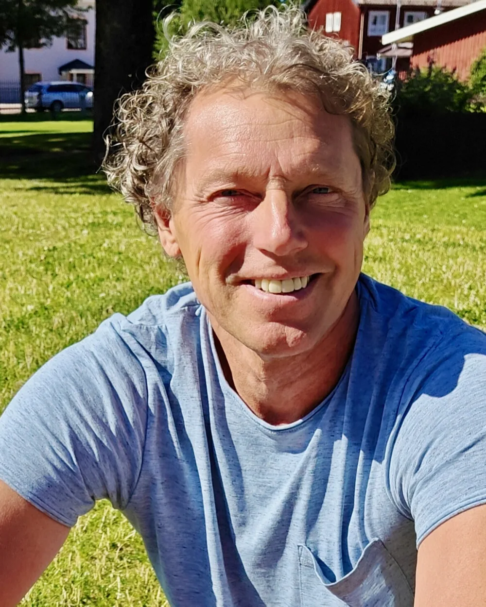 Tony Svensson, naprapat och coach i Leksand och Idre, utomhus i naturen.